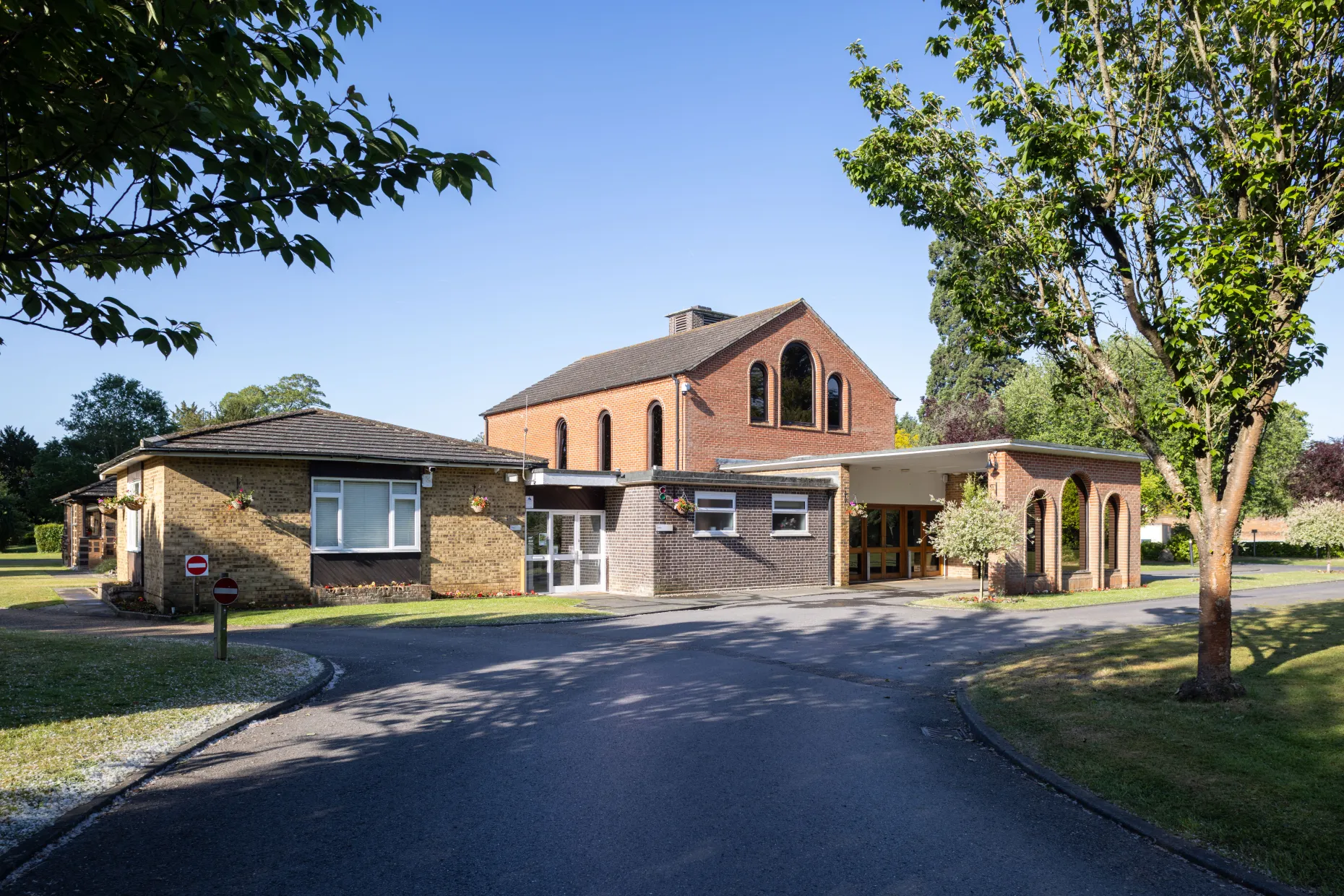 Randalls Park Crematorium & Cemetery