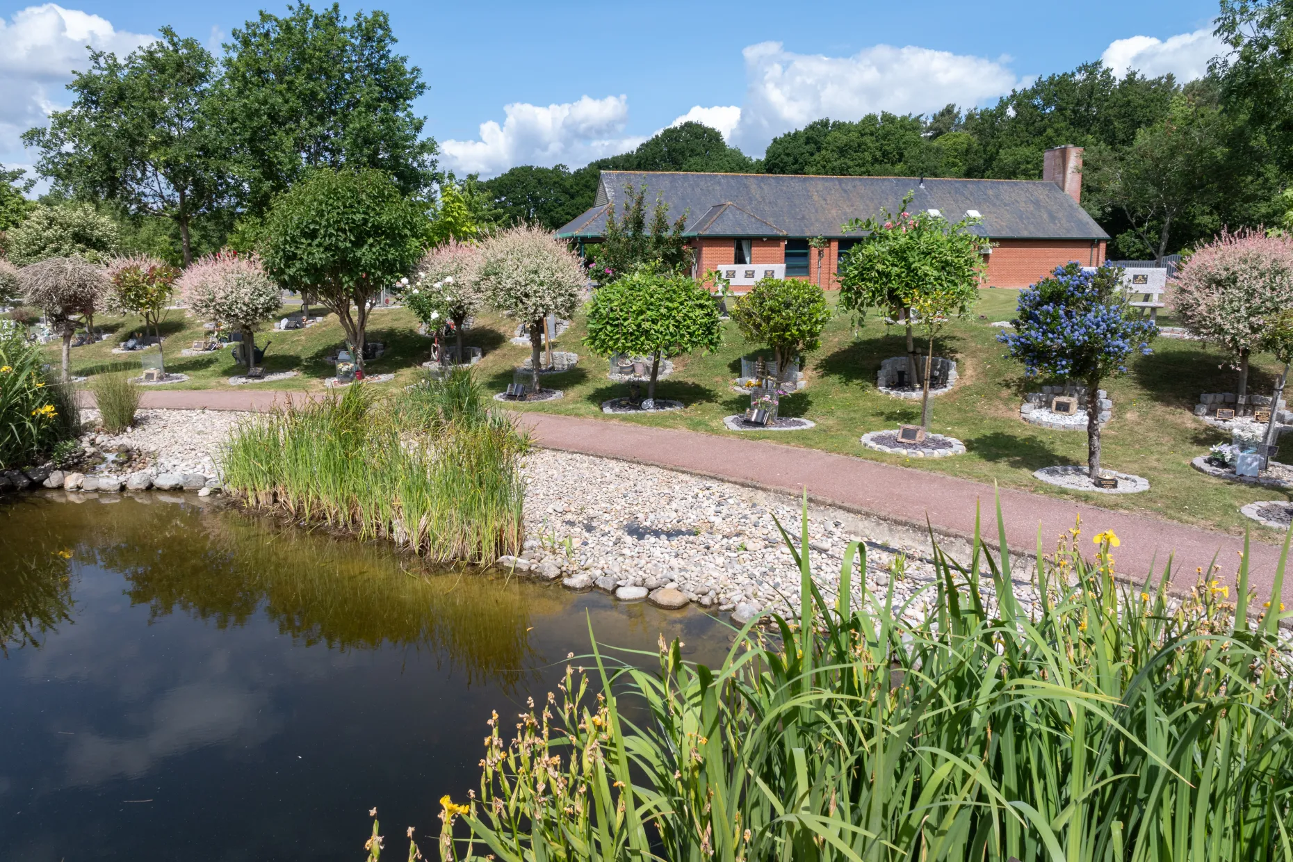 Three Counties Crematorium Grounds